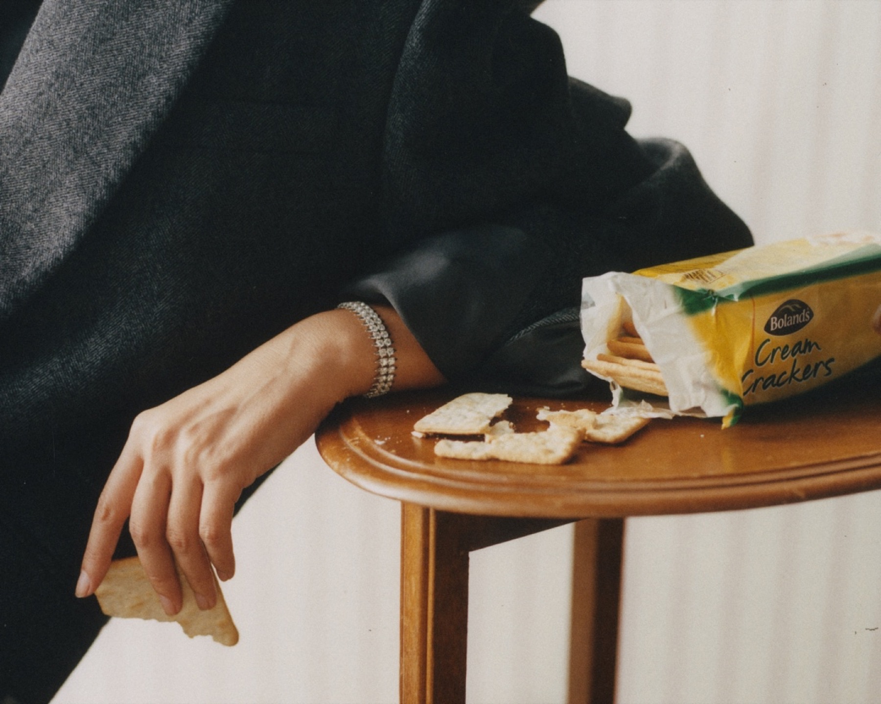 Watch still-life editorial photographed in London by Paris-based photographer Valentin Abad. Image 1 of 16.